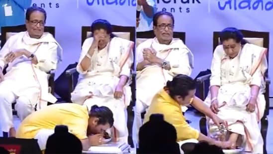 sonu nigam kisses asha bhosle's feet, washes them during event and bows to her; fans call it ‘quintessentially indian’