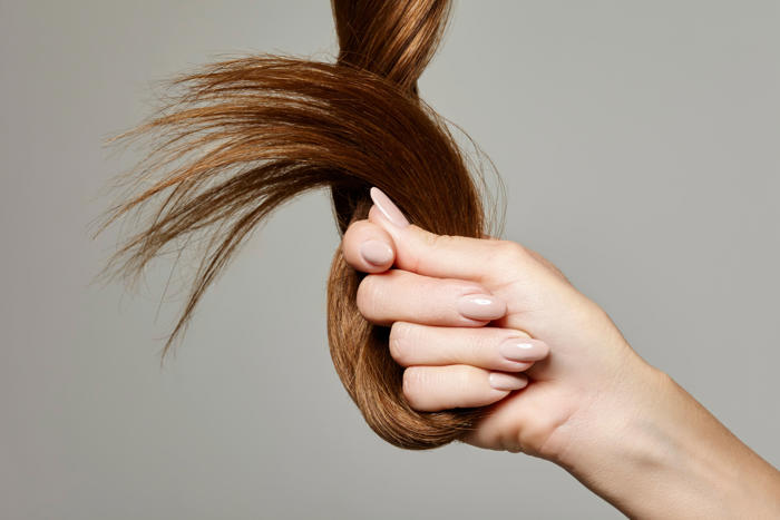 este es el truco que utilizan las francesas para lucir el cabello sano y brillante