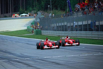 a qué hora es hoy la carrera de f1 en austria y cómo verla