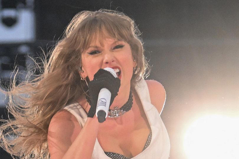taylor swift glastonbury update as fans 'eagerly await' surprise performance
