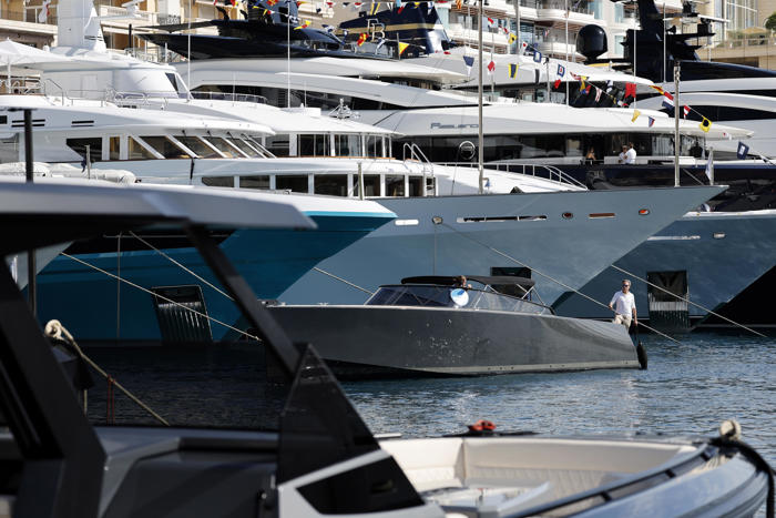 evasione fiscale da 7 milioni con noleggio yacht di lusso
