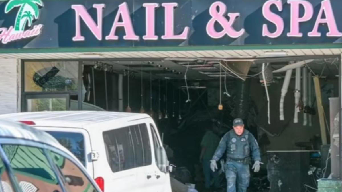 紐約死亡車禍！休旅車衝撞美甲沙龍店 4死10重傷店面被撞出大洞