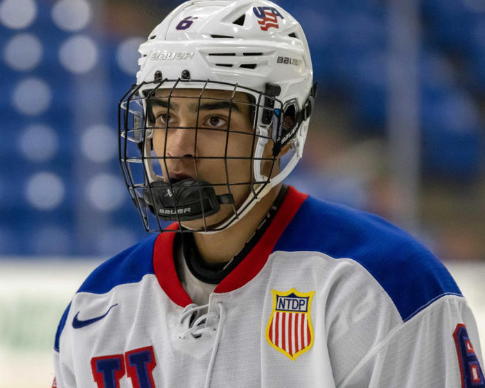 rangers draft ej emery with first round pick