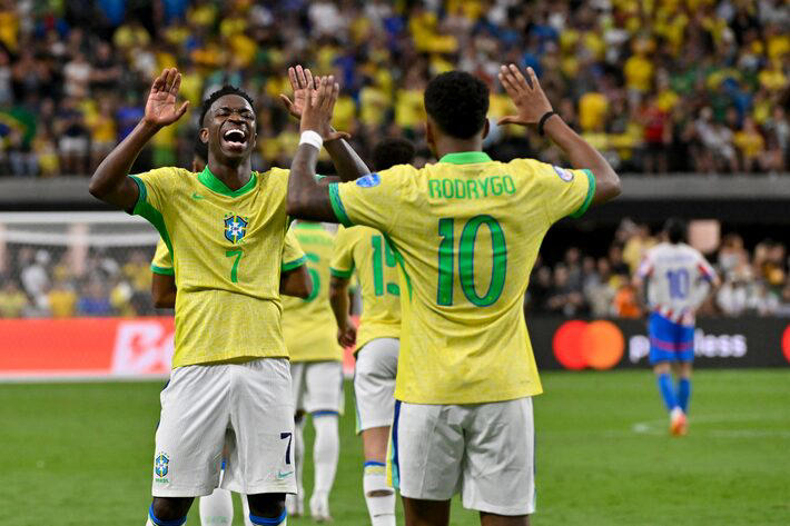 brasil desencanta na copa américa com goleada, brilho de vini jr e competência de savinho