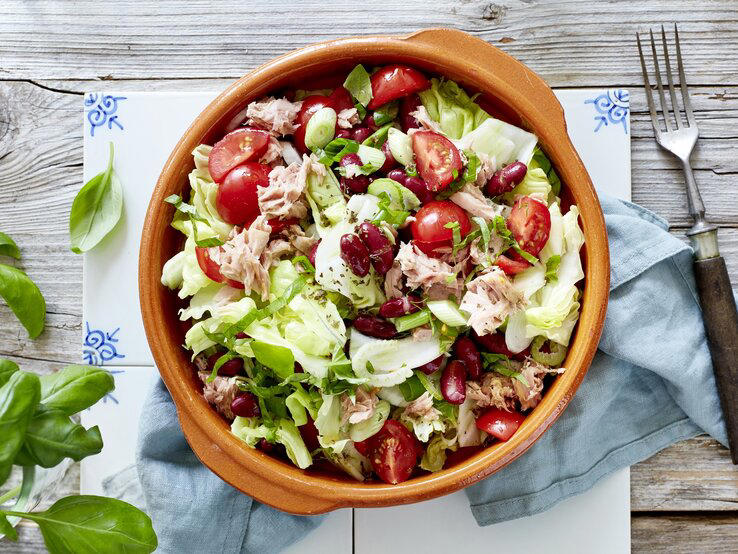 thunfisch-salat mit kidneybohnen: gesund & leicht genießen