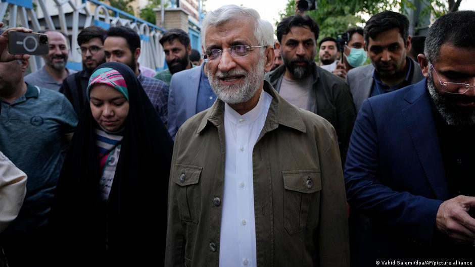 reformer und hardliner: stichwahl um präsidentenamt im iran