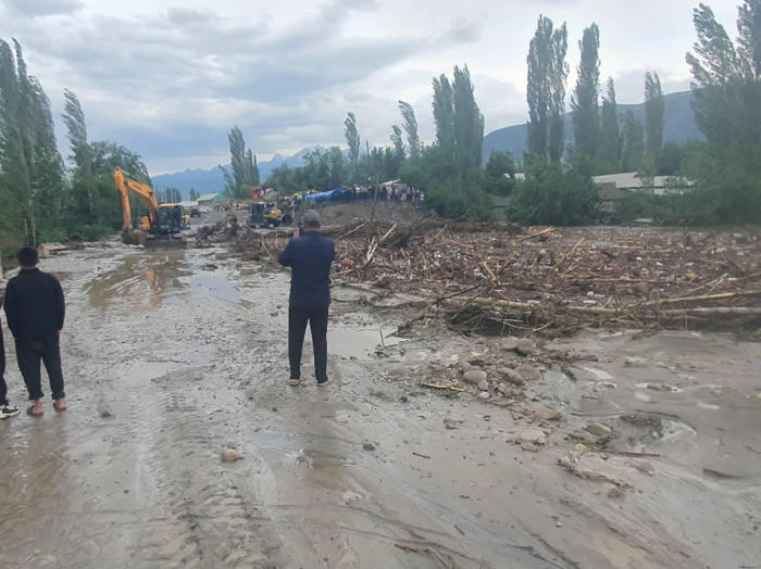 kırgızistan’da sel: 5 ölü, 2 kayıp