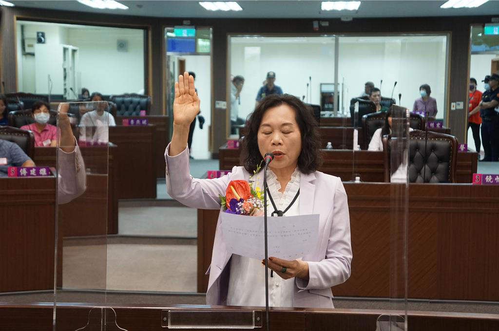 屏東市代表會主席補選 國民黨林淑香當選
