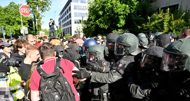 tyskland: tumult mellan demonstranter och polis