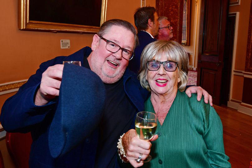 royle family stars unrecognisable as they reunite – 36 years since beloved tv hit