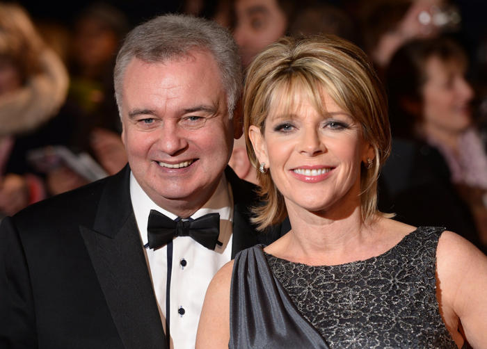 eamonn holmes forced to leave gb news show over ill health