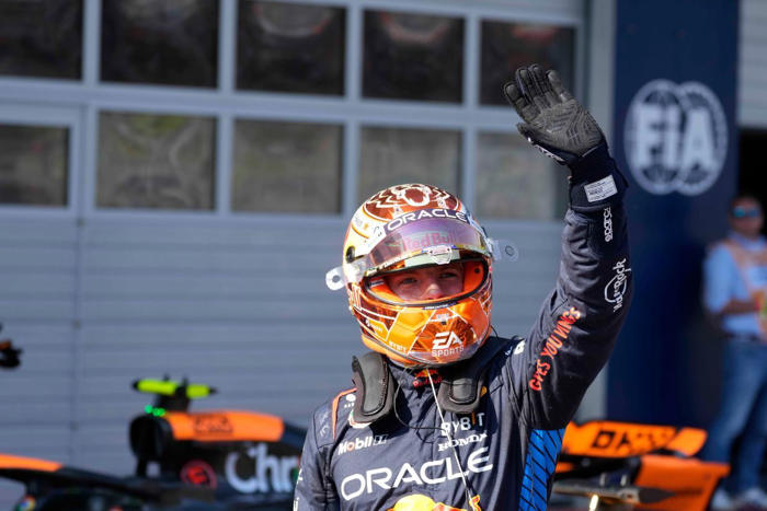 austrian grand prix: max verstappen races to sprint victory as dutchman's domination continues