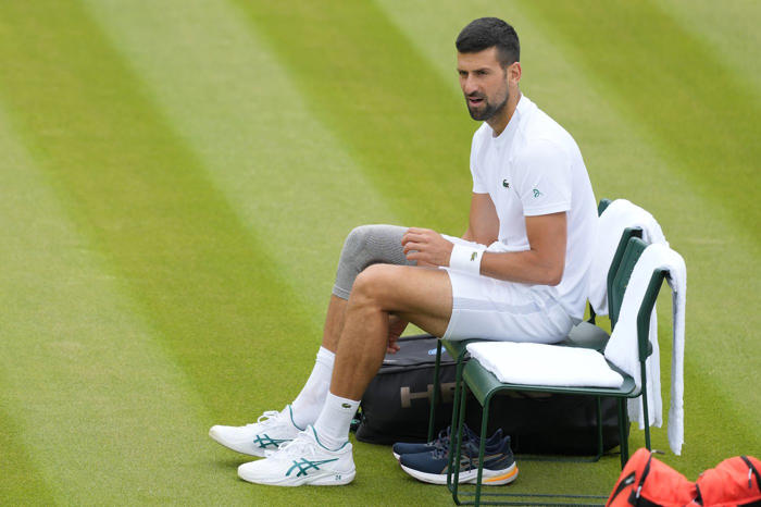 novak djokovic says his knee feels good and he wants to 'go for the title' at wimbledon