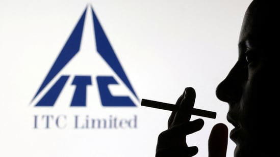 itc has 68 more employees earning over a crore in 2023-24: how much does the top brass earn?