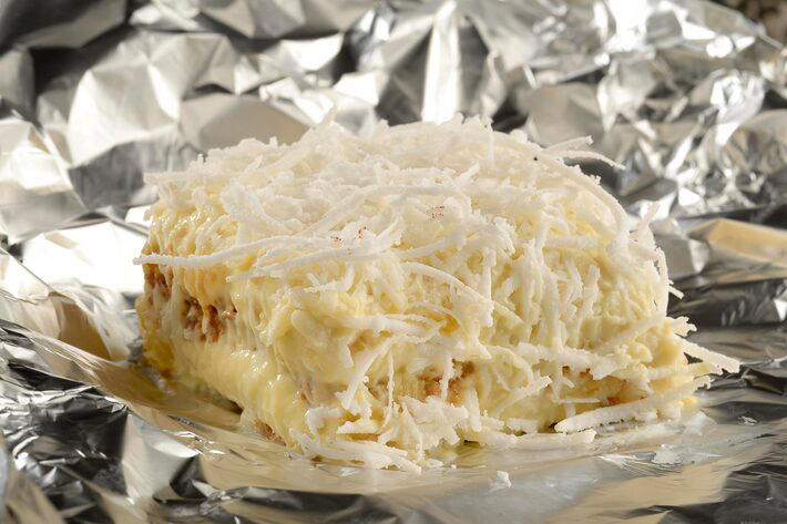 Bolo de coco gelado Foto: Mauro Holanda | Bar da Dona Onça