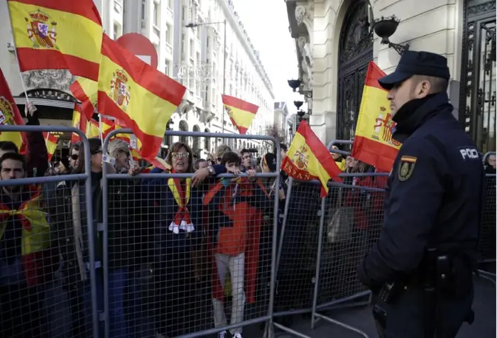 ισπανία: «ένας ακόμη τουρίστας, ένας λιγότερος γείτονας» – νέες διαδηλώσεις