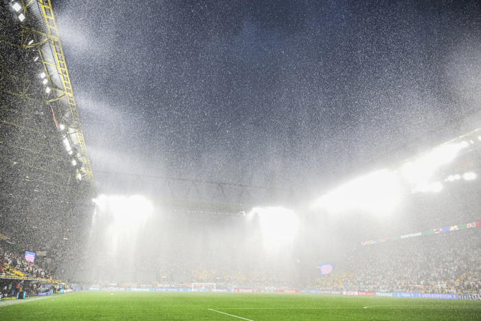 hagel und gewitter: tausende em-fans müssen früh nach hause