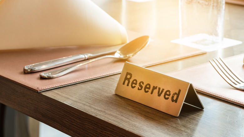 why some restaurants are opting out of reservation culture