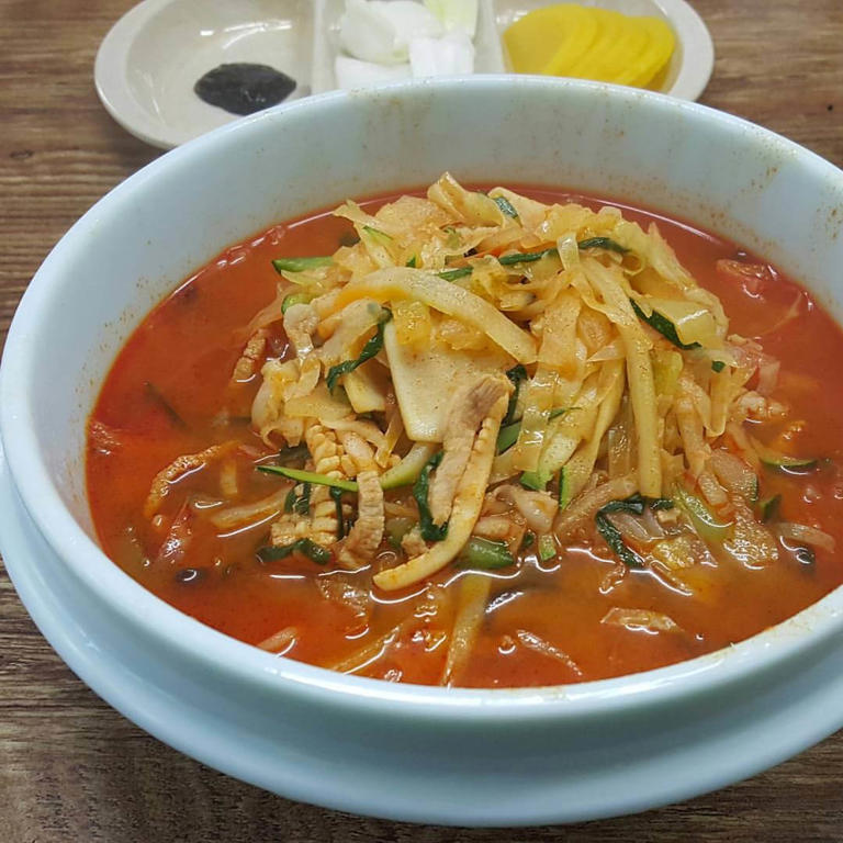 핫짬뽕 이미지