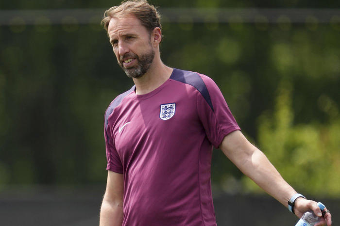 england fans fall out of love with gareth southgate, once seen as a unifying force