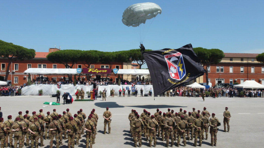 carabinieri paracadutisti tuscania: celebrazioni a livorno