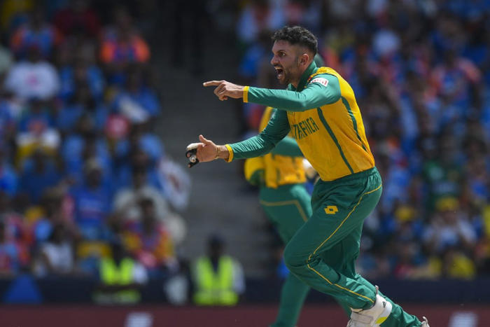 south africa's keshav maharaj offers proteas early break with twin strike against india in t20wc final