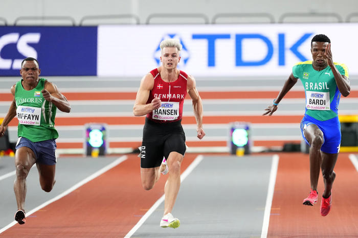 sprinter slår dansk rekord på 100 meter i knusende dm-sejr