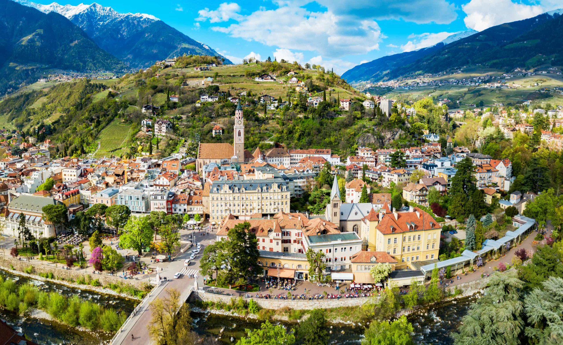 <p>Italy's mountainous South Tyrol province encloses several delightful towns and villages, including Merano. Famed as a spa resort, Merano also entices winter sports enthusiasts to its excellent skiing facilities.</p><p>You may also like:<a href="https://www.starsinsider.com/n/407606?utm_source=msn.com&utm_medium=display&utm_campaign=referral_description&utm_content=481361v4en-en_selected"> Disturbing consequences of eating avocados</a></p>