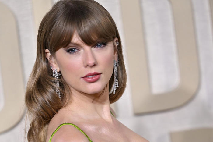taylor swift's 'tortured poets department' tops album chart for 9th week