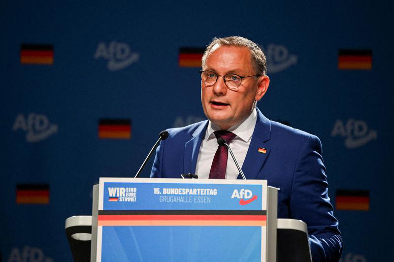 far-right alternative for germany reports surge in membership