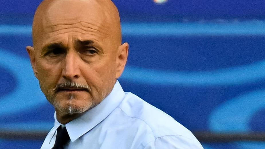 ärger bei pk - plötzlich fordert italiens nationaltrainer die personalien eines reporters