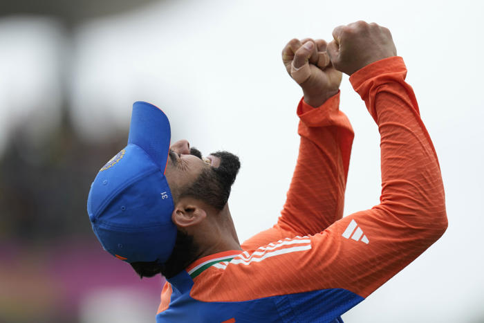 indisk crickethelt takket for seg med vm-triumf