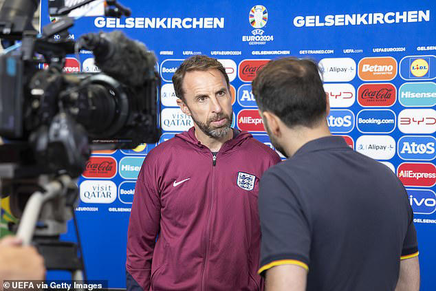 martin keown: what happened to the love train? gareth southgate should call on spirit of 2018 and show more imagination from set-pieces