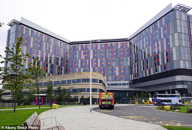 families of children who died at £1bn superhospital to quit inquiry