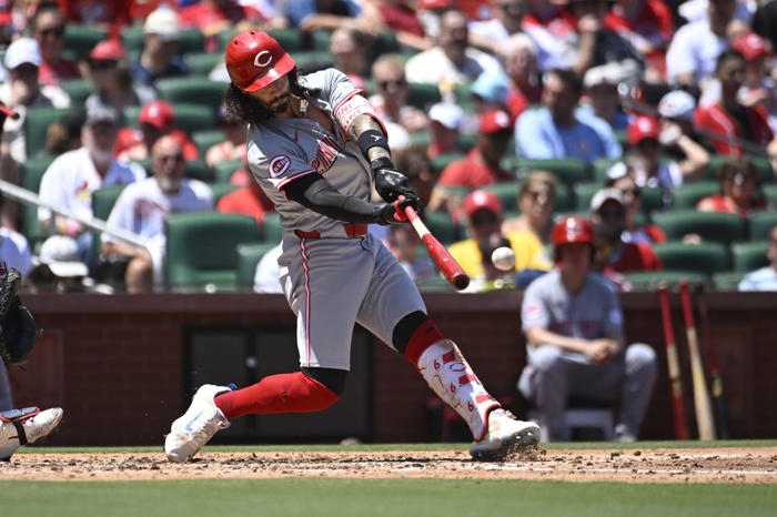 jonathan india collects 2 more hits as the cincinnati reds beat the st. louis cardinals 9-4