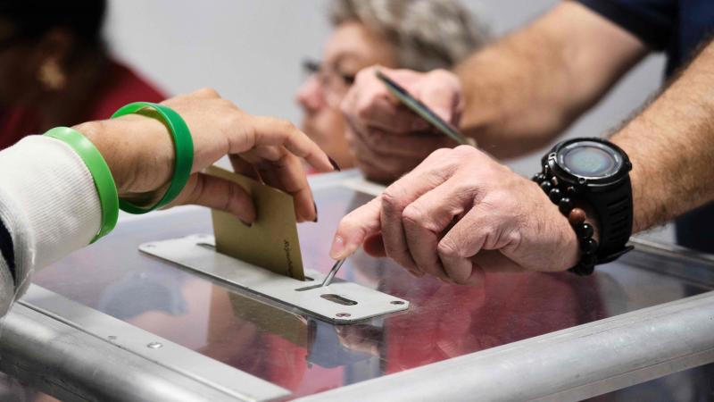 elections législatives : les bureaux de vote ont ouvert en france métropolitaine