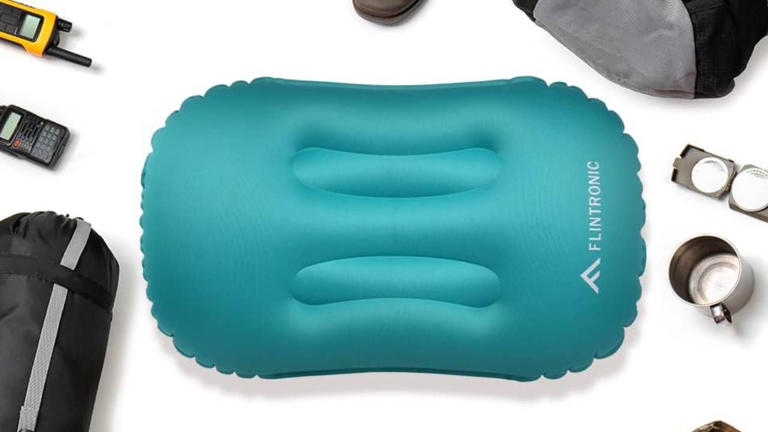  5 travel pillows to take with you on your next flight 