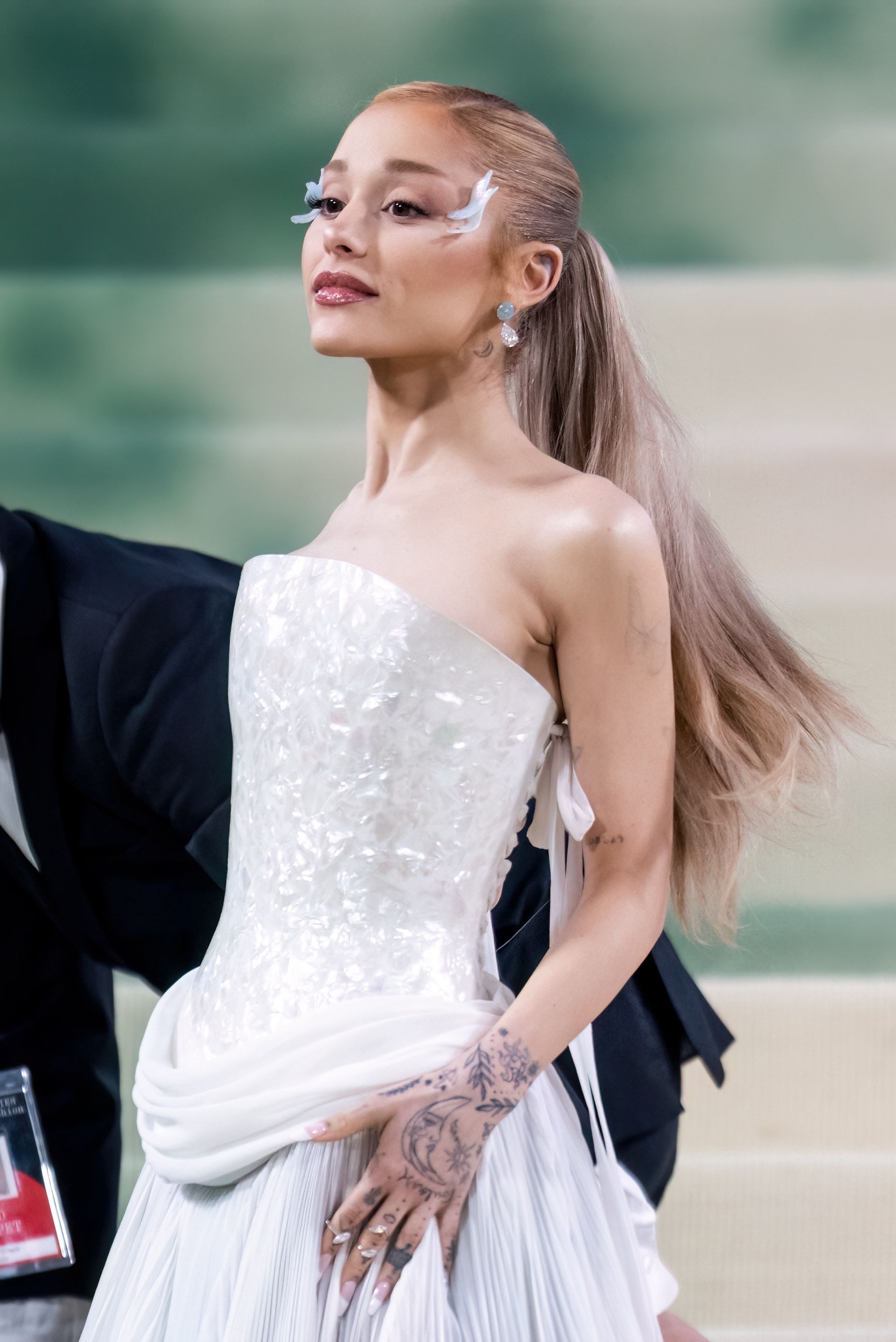 Ariana Grande Sparks Outrage With Jeffrey Dahmer Dinner Comment