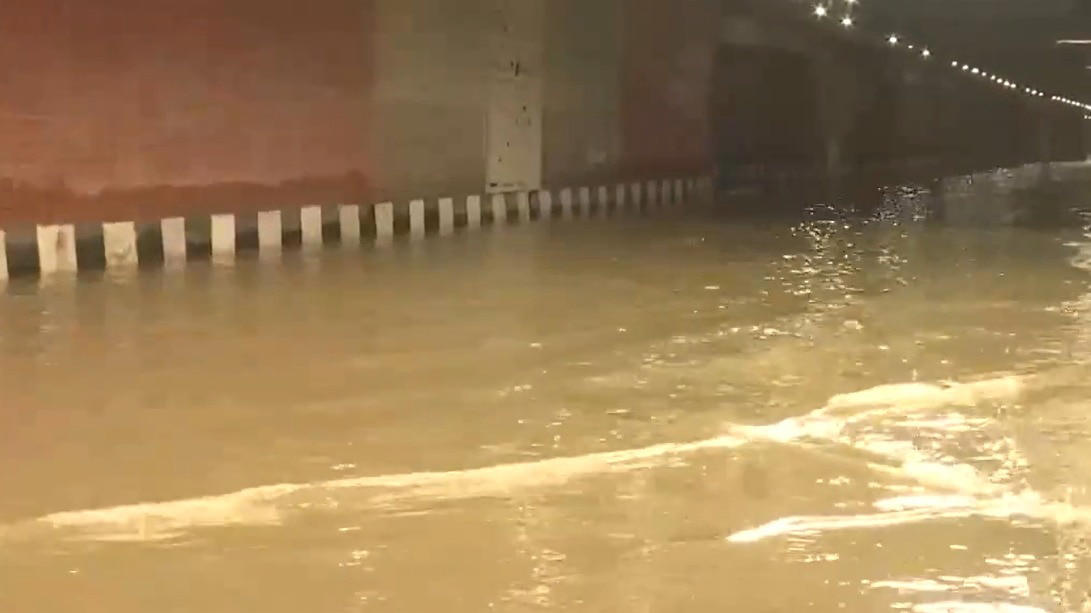 delhi's okhla underpass remains waterlogged after record rain, traffic restricted
