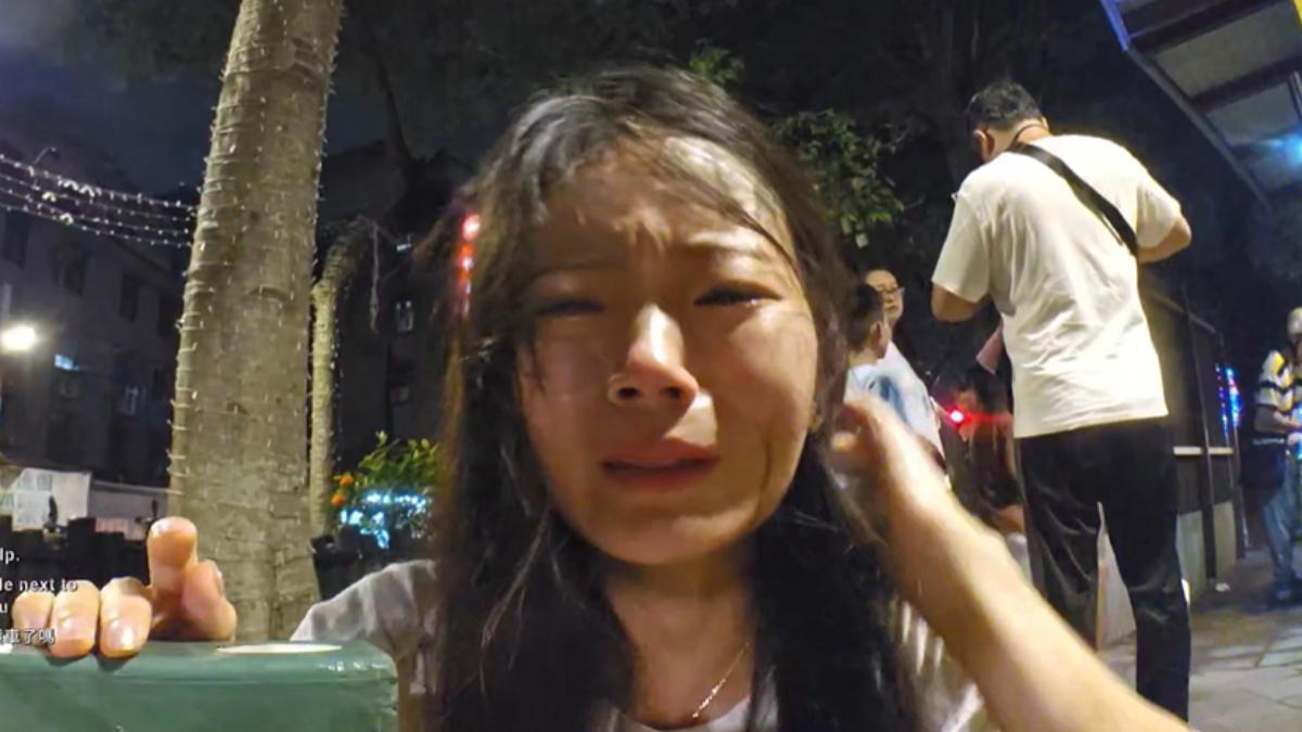 韓國網紅崩潰大哭！被台灣高溫熱昏 「痛苦求救」畫面全直播
