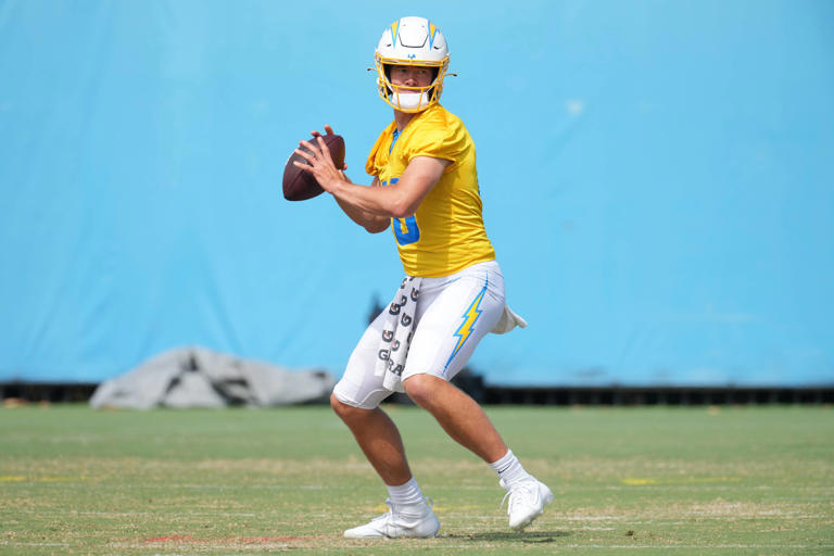 5 Predictions For 2024 Los Angeles Chargers Season, Including Jim