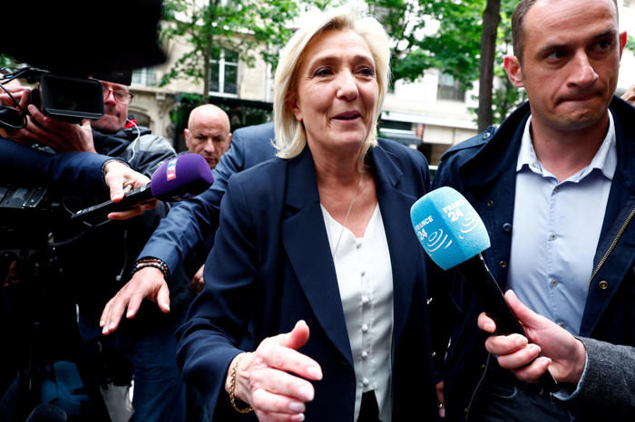 frankrigs yderste højrefløj øjner gode chancer i parlamentsvalg