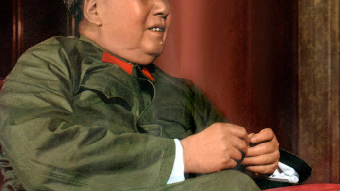 mao zedong führte in china ein blutiges soziales experiment durch. millionen von menschen starben an hunger und gewalt