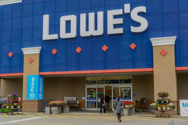lowe's customer shares concerning product on shelves in garden center: 'i can't imagine anyone is buying them'