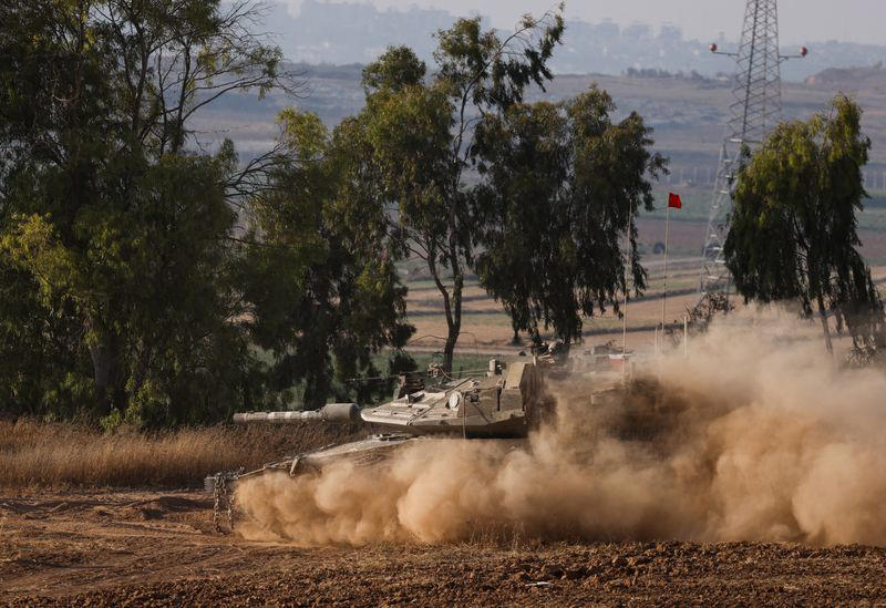 gaza : les chars israéliens continuent d'avancer dans le nord et le sud