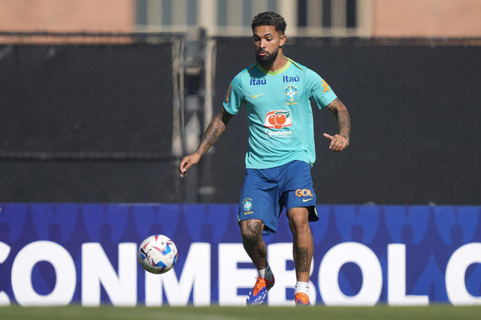 brazil midfielder douglas luiz becomes thiago motta’s first big signing at juventus