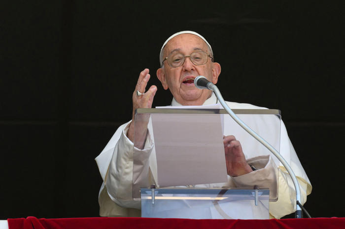 papa francisco: “necesitamos una iglesia y una sociedad que no excluya a nadie, que no traten a nadie como ‘impuro’”