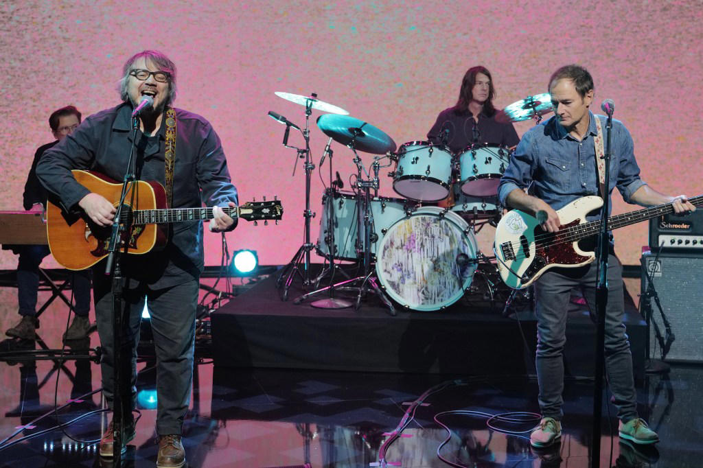 wilco perform ‘a ghost is born' in its entirety at their solid sound fest