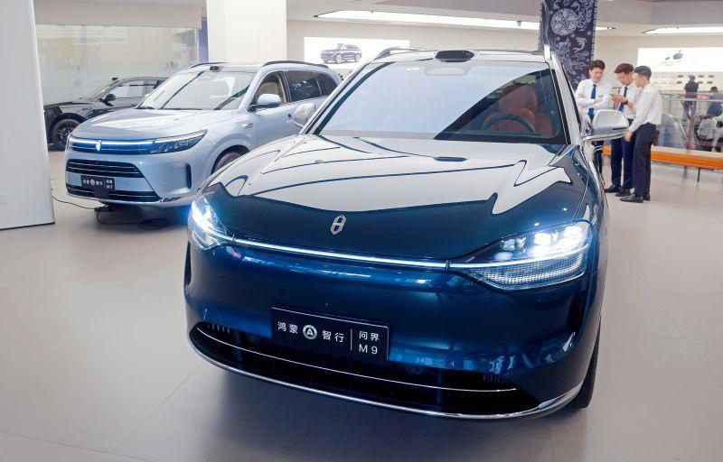 byd vs. huawei: guerra de preços nos carros elétricos chineses sobe de tensão