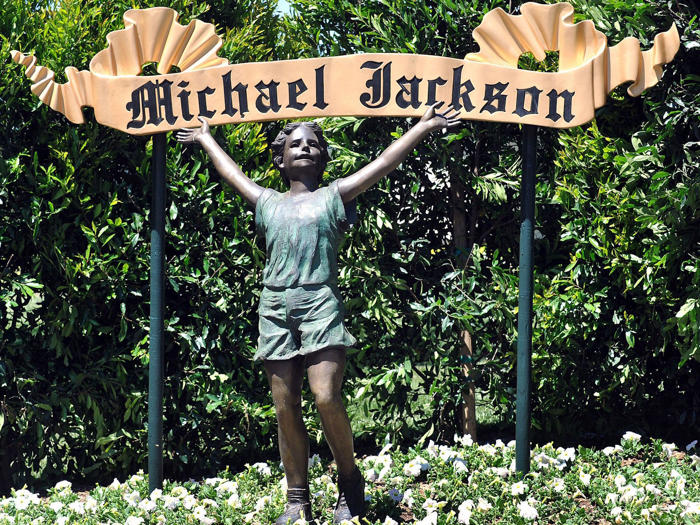 once upon a time in neverland: 15 years after mj’s death, ranch serves as biopic backdrop
